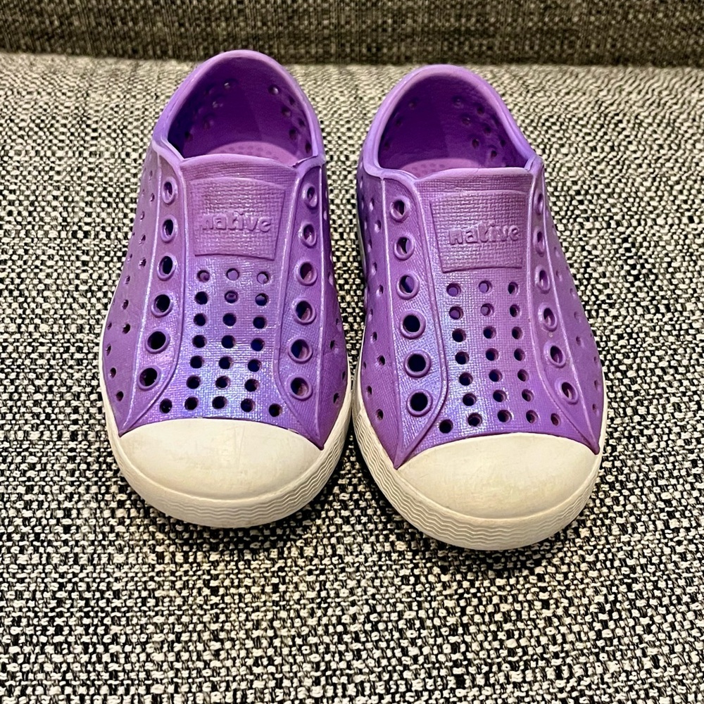 Native Jefferson Kids Purple Size 6